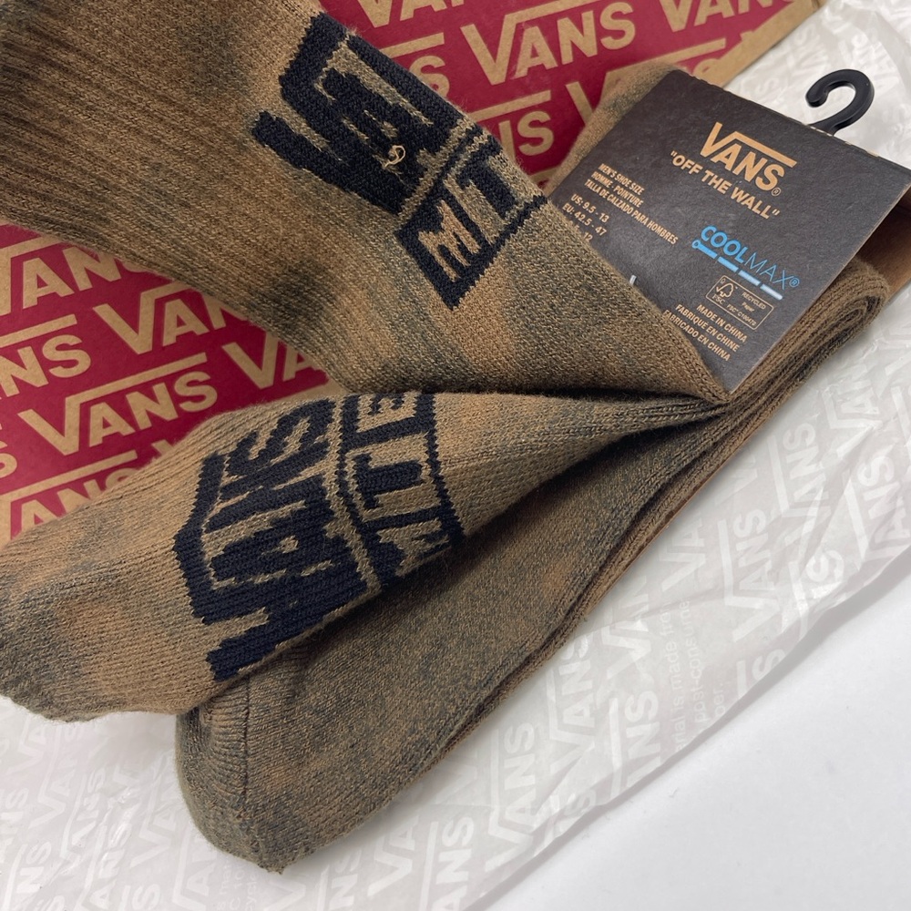 VANS "Off The Wall" Crew socks 
New with the tag authentic Vans socks (1 pair)